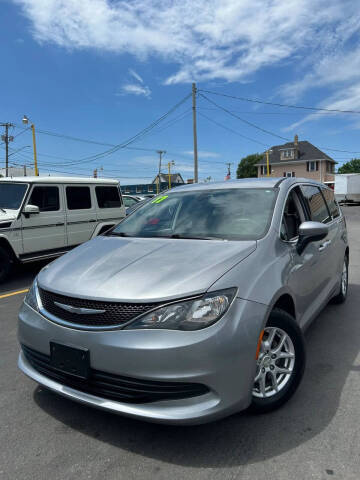 2017 Chrysler Pacifica Touring
