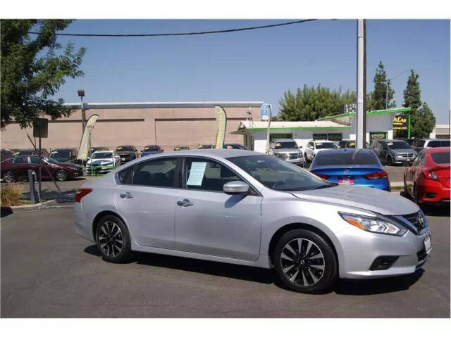 2018 Nissan Altima for sale at Auto Plaza in Fresno, CA