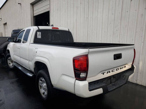 2020 Toyota Tacoma SR