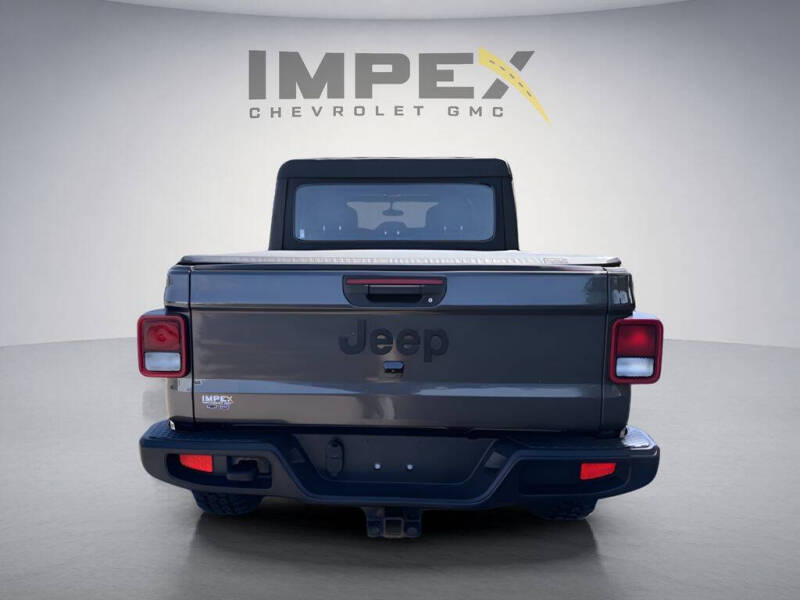 2020 Jeep Gladiator Sport