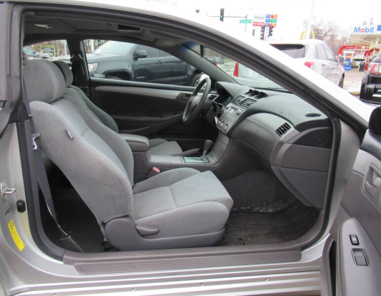 2005 Toyota Camry Solara SE