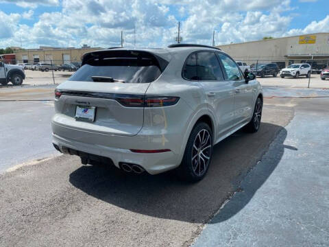 2020 Porsche Cayenne S