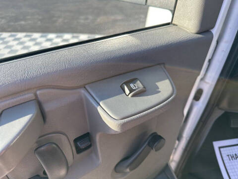 2020 Chevrolet Express 2500