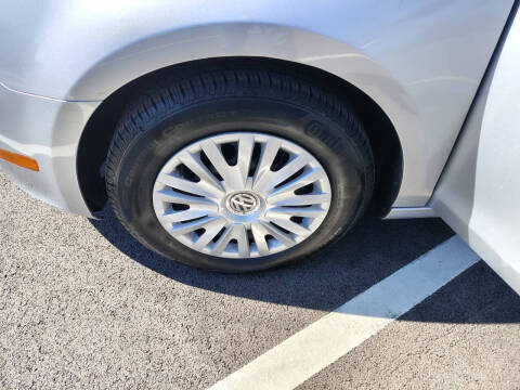 2014 Volkswagen Golf 2.5L PZEV