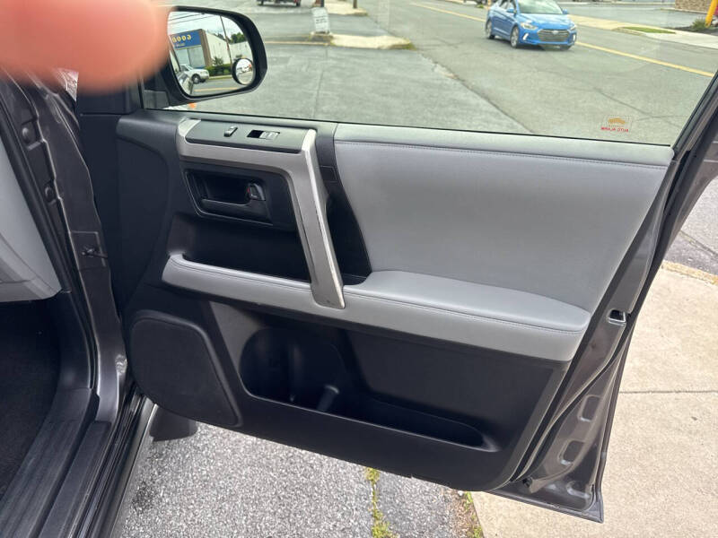 2012 Toyota 4Runner SR5
