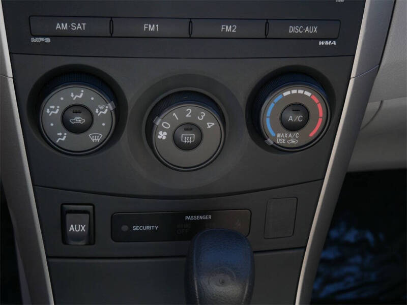 2009 Toyota Corolla LE