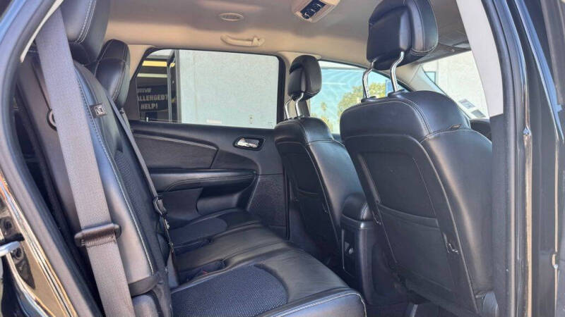 2019 Dodge Journey Crossroad