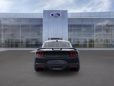 2026 Ford Mustang Dark Horse