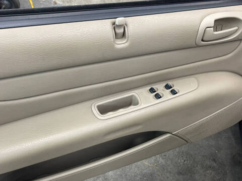 2004 Chrysler Sebring