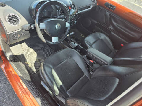 2010 Volkswagen New Beetle Red Rock Edition