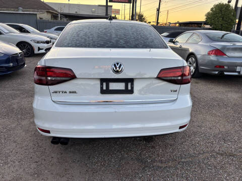 2017 Volkswagen Jetta 1.8T SEL