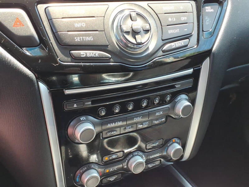 2015 Nissan Pathfinder