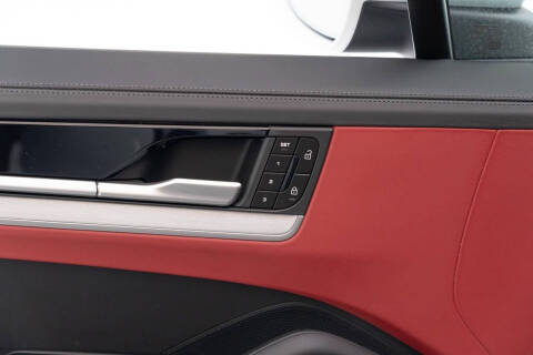 2025 Porsche Cayenne S E-Hybrid