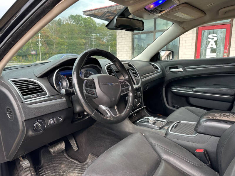 2019 Chrysler 300 Touring