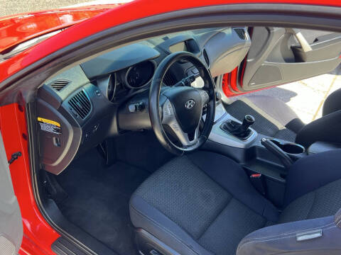 2010 Hyundai Genesis Coupe 2.0T Premium
