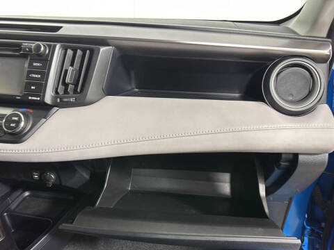 2016 Toyota RAV4 Hybrid XLE