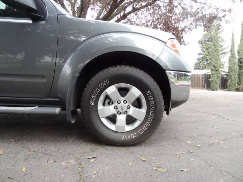 2009 Nissan Frontier SE V6