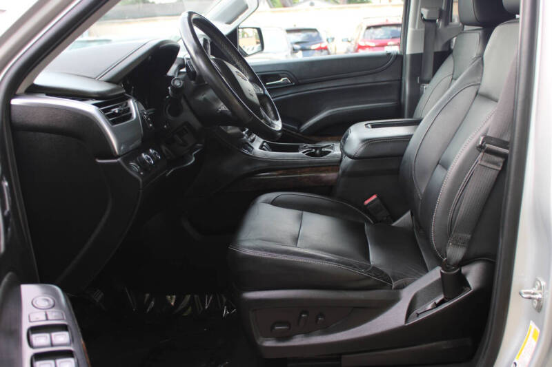 2020 Chevrolet Suburban LT