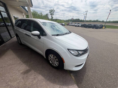 2021 Chrysler Voyager L