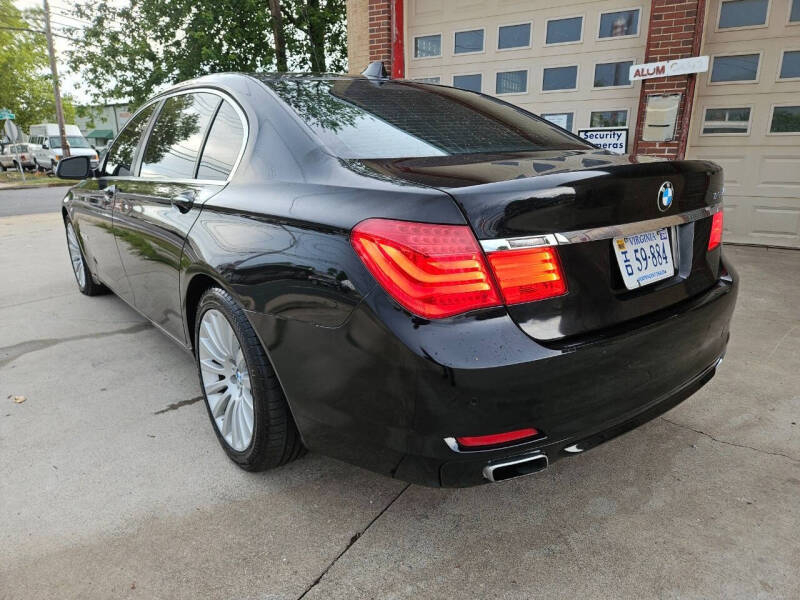 2011 BMW 7 Series 750Li