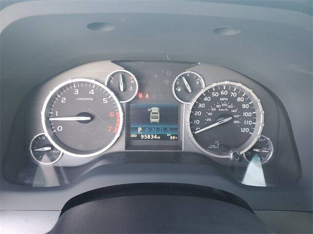 2017 Toyota Tundra SR5