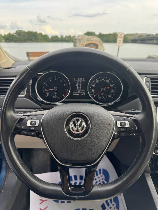 2017 Volkswagen Jetta 1.8T SEL