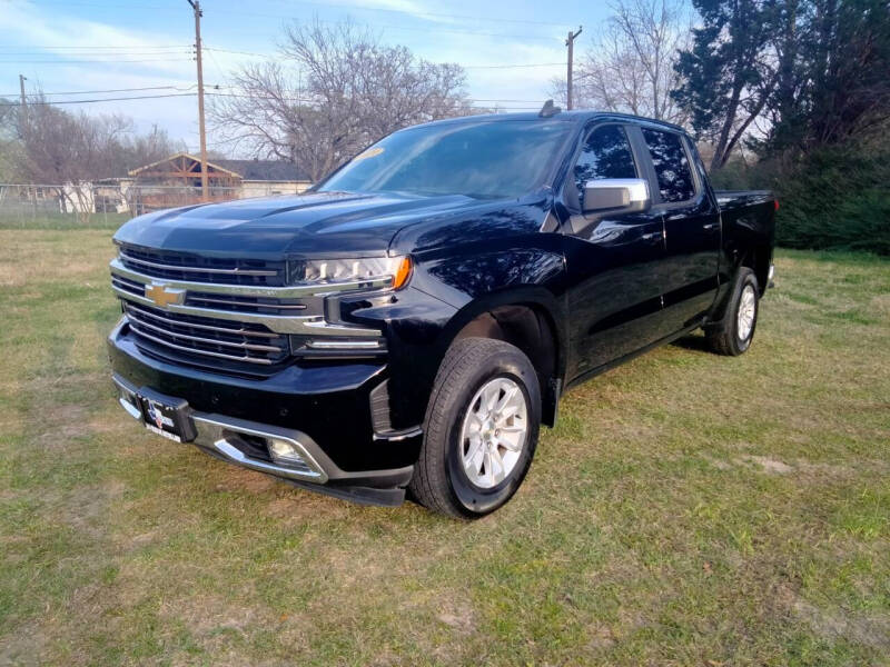 2020 Chevrolet Silverado 1500 for sale at LA PULGA DE AUTOS in Dallas TX