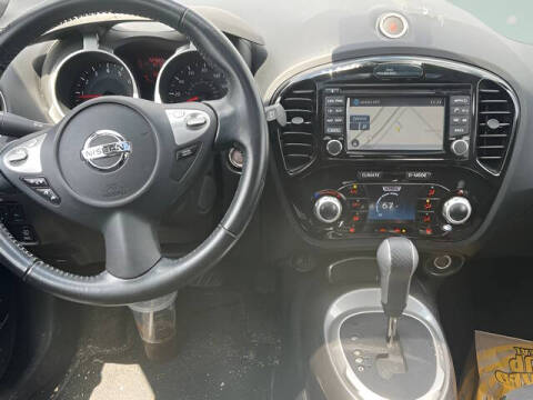 2015 Nissan JUKE SV