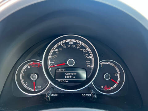 2018 Volkswagen Beetle 2.0T SE