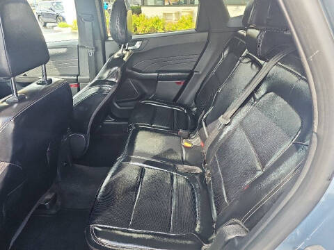 2024 Ford Escape Platinum