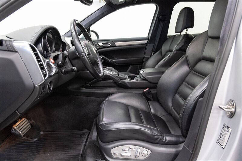 2011 Porsche Cayenne Turbo