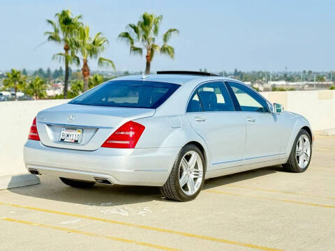 2011 Mercedes-Benz S-Class S 550