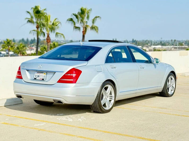 2011 Mercedes-Benz S-Class S 550