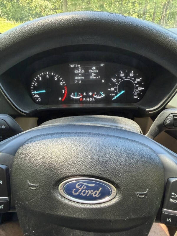 2020 Ford Escape SE