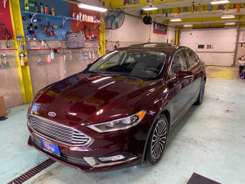 2017 Ford Fusion SE photo 2