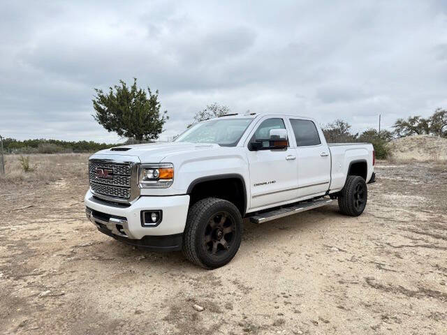 2018 GMC Sierra 2500HD for sale at DISCOUNT DIESELS LLC in Liberty Hill TX