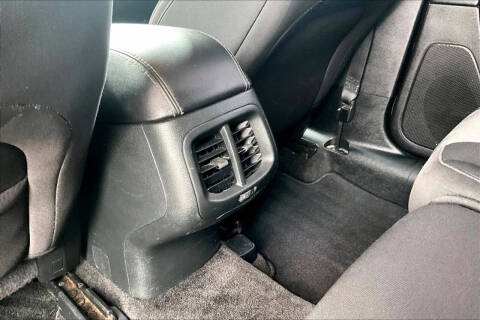 2015 Jeep Cherokee Sport