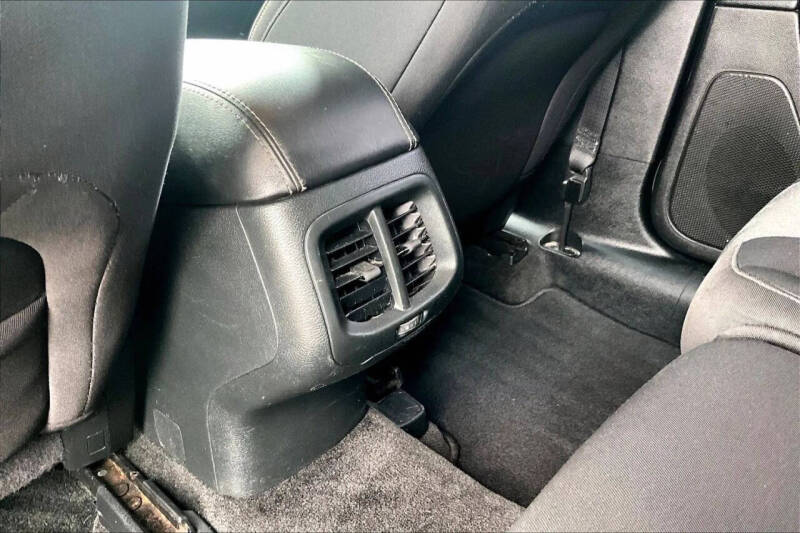 2015 Jeep Cherokee Sport