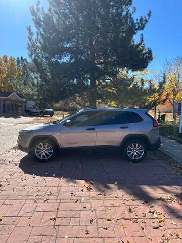 2015 Jeep Cherokee Sport