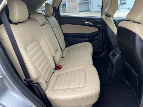 2022 Ford Edge SEL