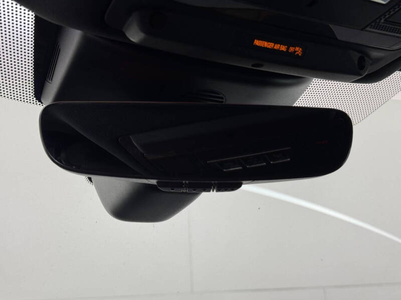 2020 Land Rover Discovery Landmark Edition