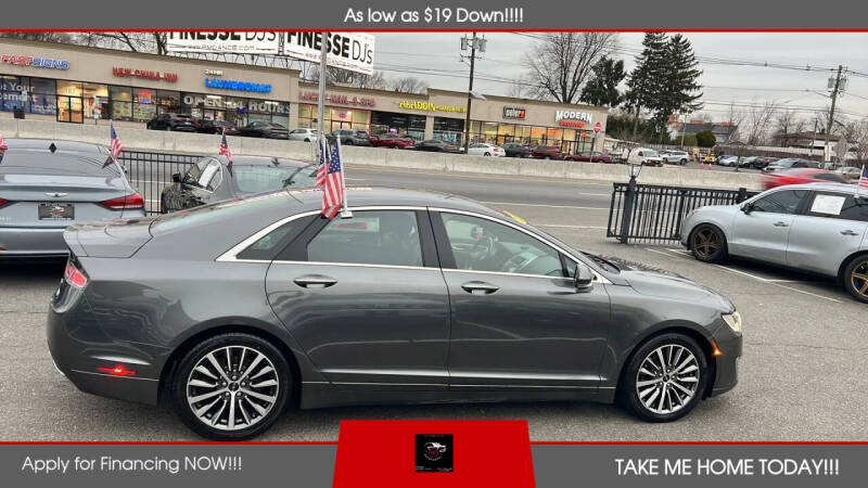 2017 Lincoln MKZ Premiere