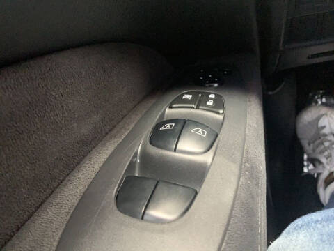 2013 Nissan Pathfinder SV