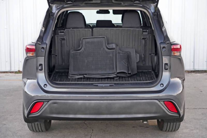 2021 Toyota Highlander L