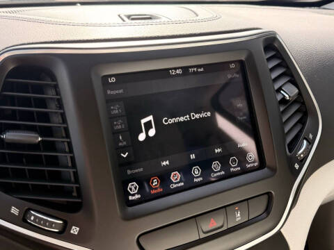 2022 Jeep Cherokee Latitude Lux