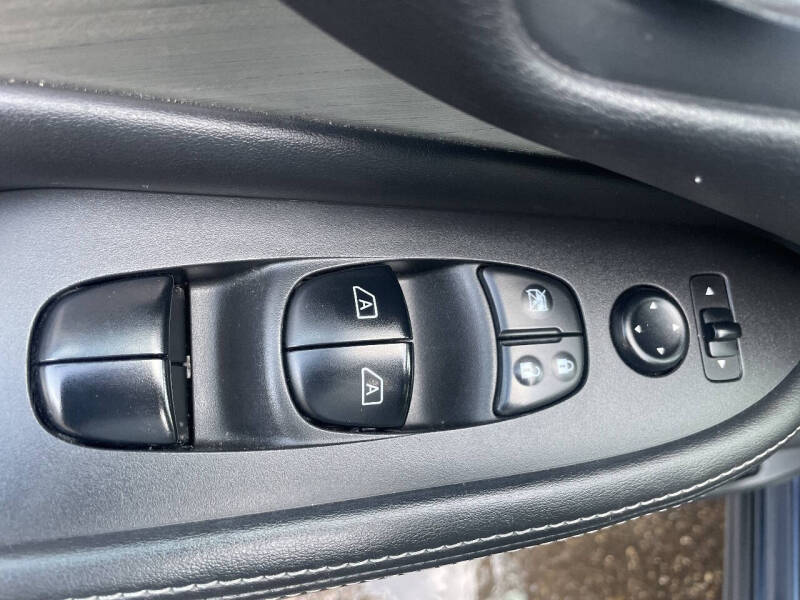 2015 Nissan Murano SV