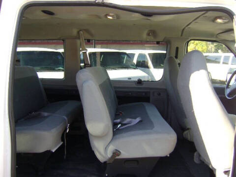 2007 Ford E-Series E-350 SD XLT