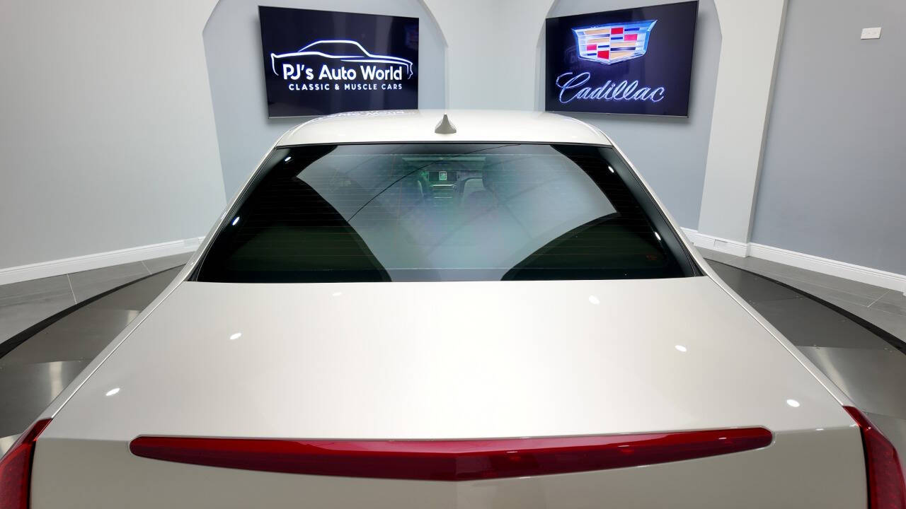 2009 Cadillac DTS 21