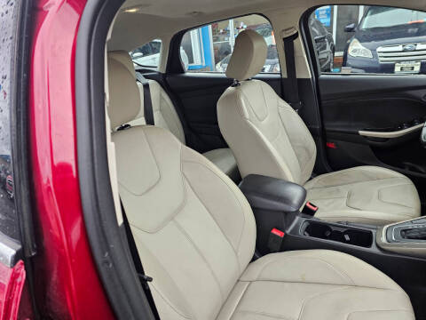 2017 Ford Focus Titanium