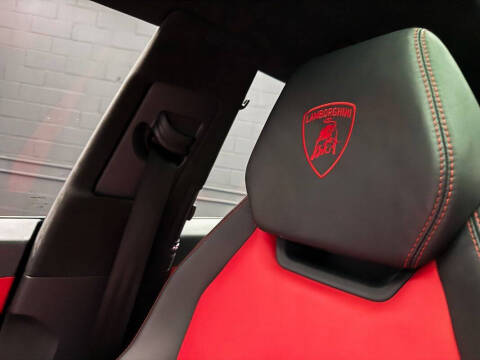 2022 Lamborghini Urus